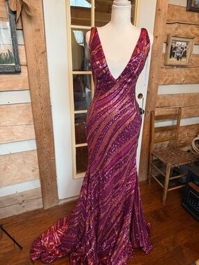 Jovani Magenta Sequin V-Neck Evening Gown 4 NWT GORGEOUS
